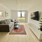 Rodzinny Platany Centrum Apartment *